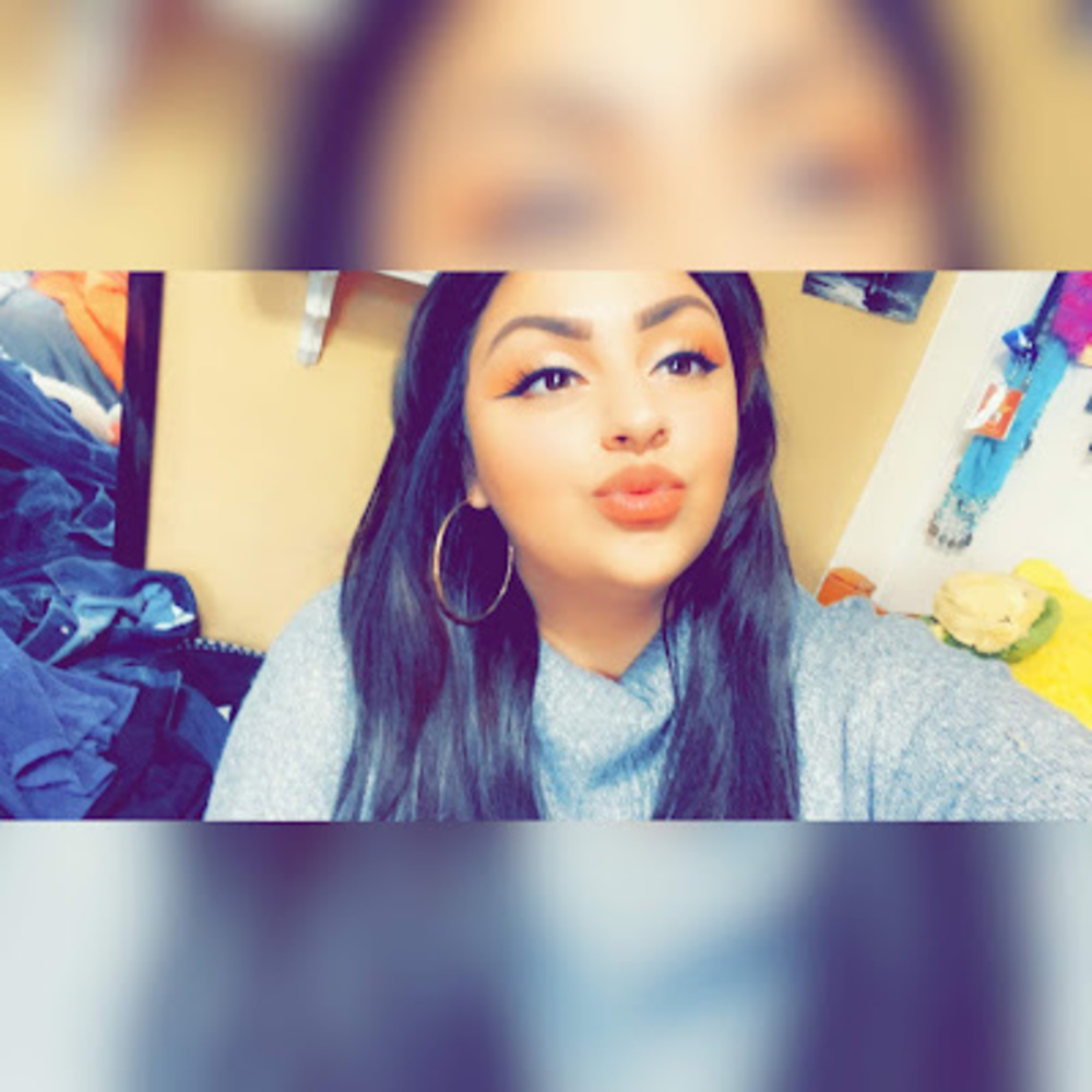 Meet your Posher, Lorena